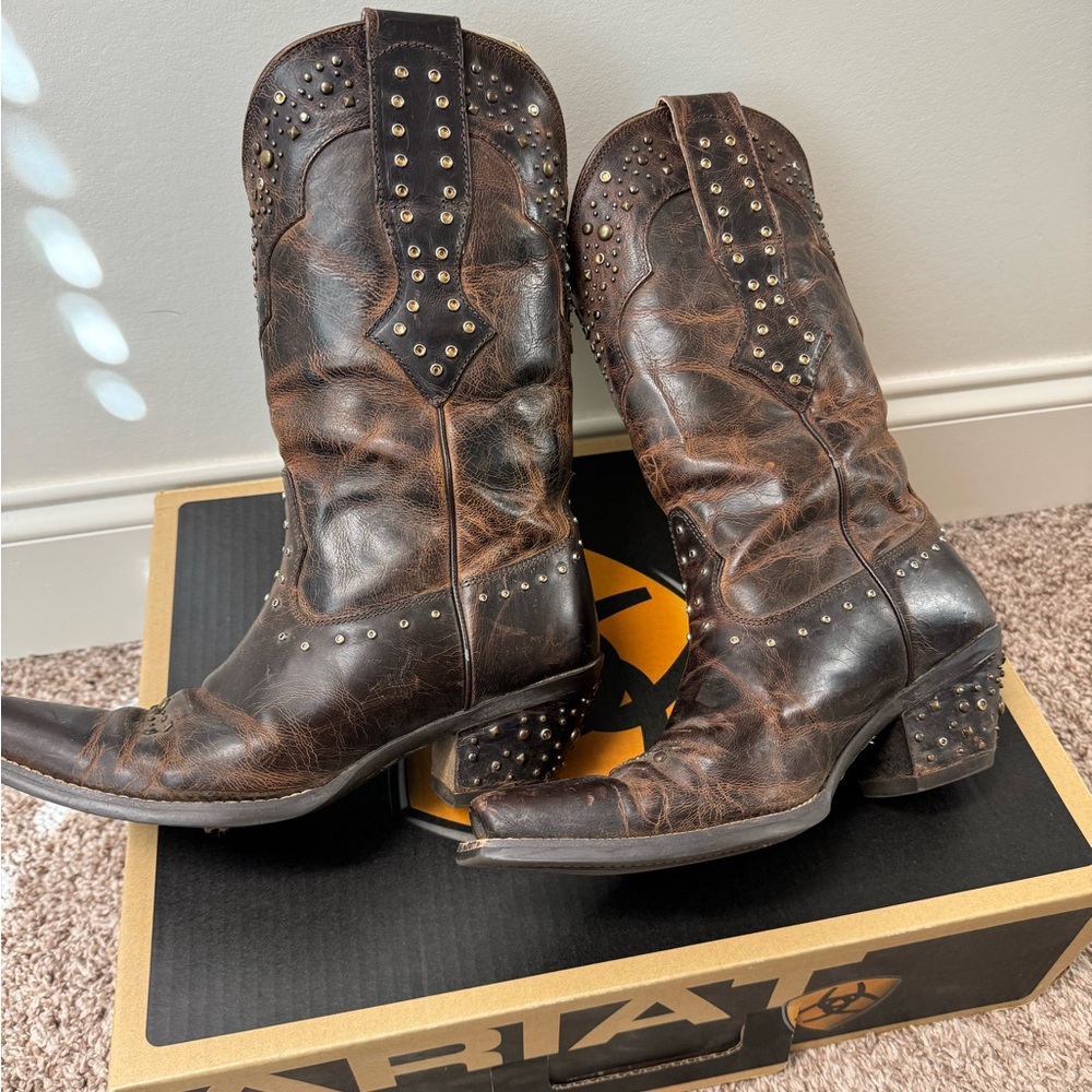 Ariat Women's Sassy Brown Rhinestone Cowgirl Boots - Picture 4 of 7